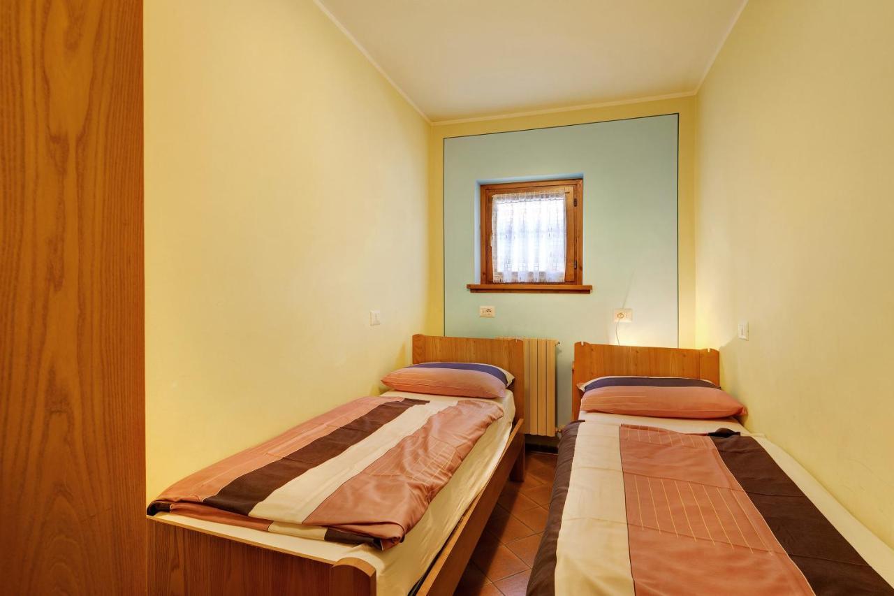 Chalet Meridiana Appartamento 7 Livigno Exterior photo